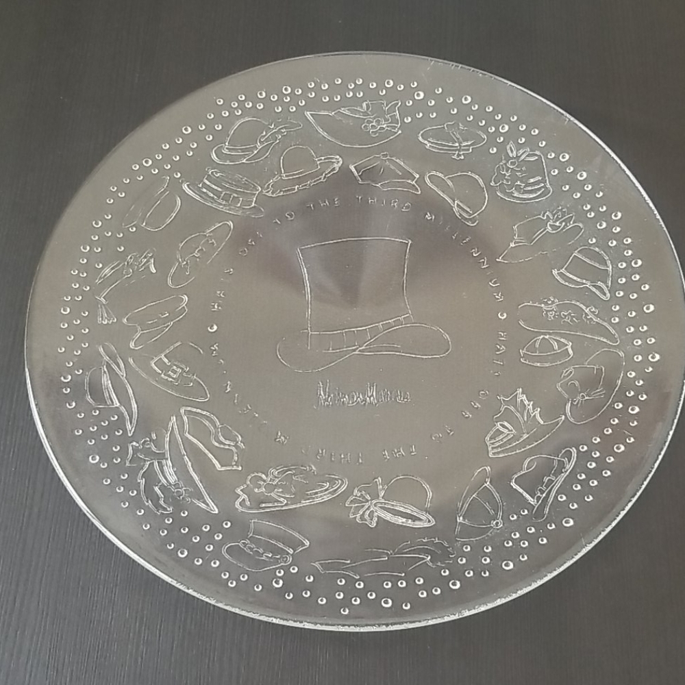 Vintage Neiman Marcus holiday plate